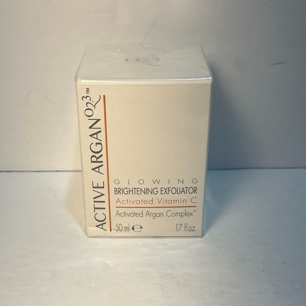 ACTIVE ARGAN O23 Glowing Brightening Exfoliator Vitamin C 1.7 fl oz - NEW Sealed